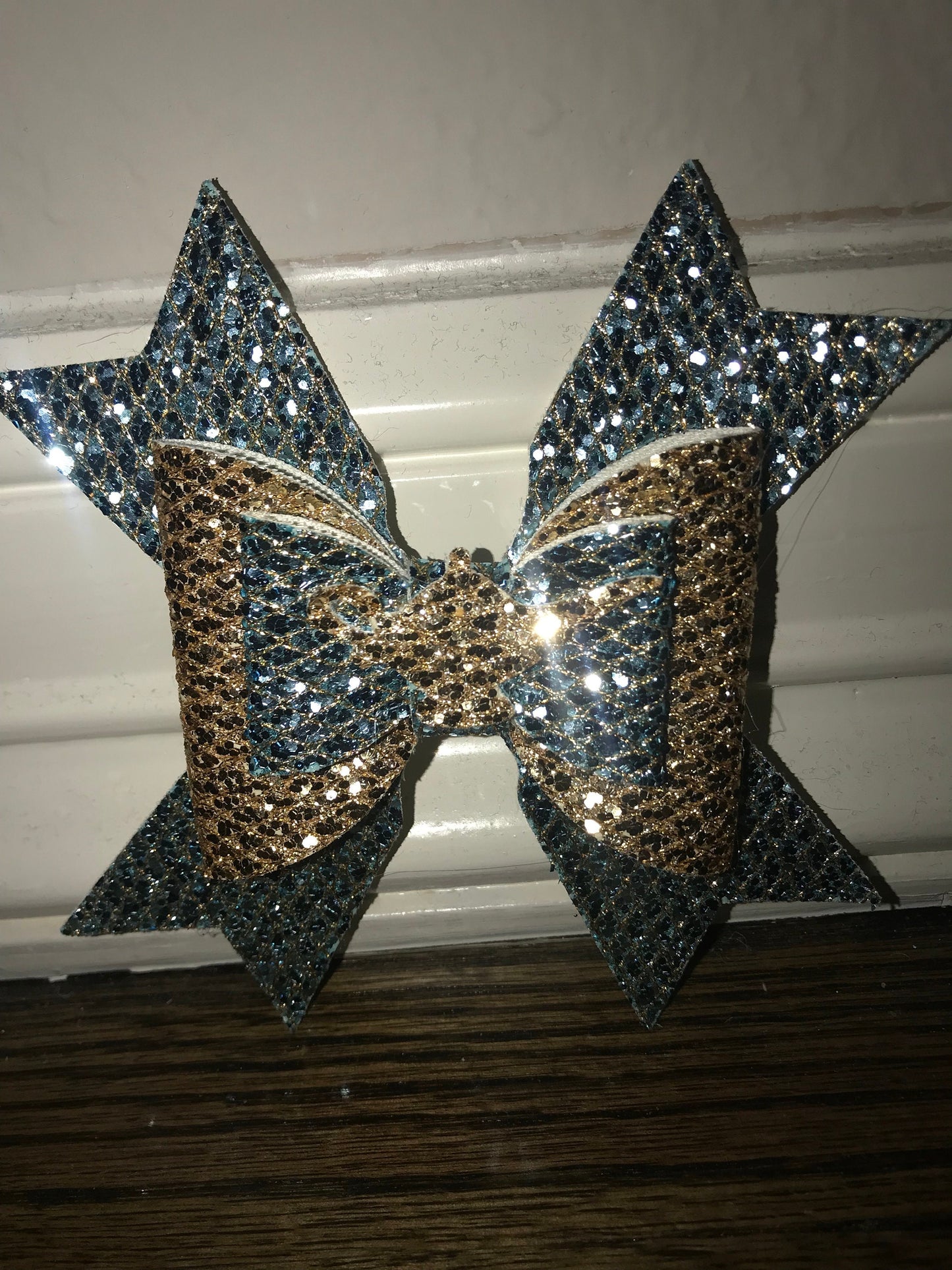 Aladdin Inspired Bow